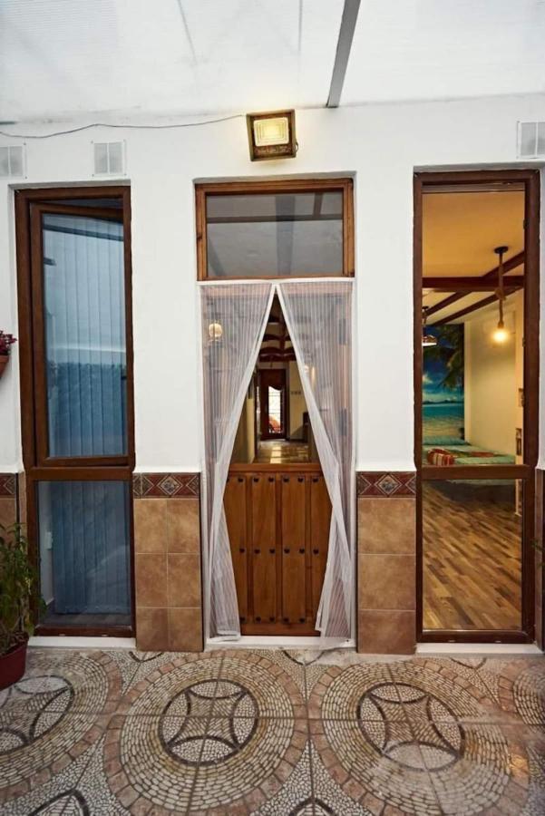 Casa Ideal Para Familias Con Patio Y 3 Banos Valencia Buitenkant foto